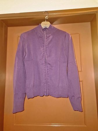 Cardigan donna viola con zip e collo alto