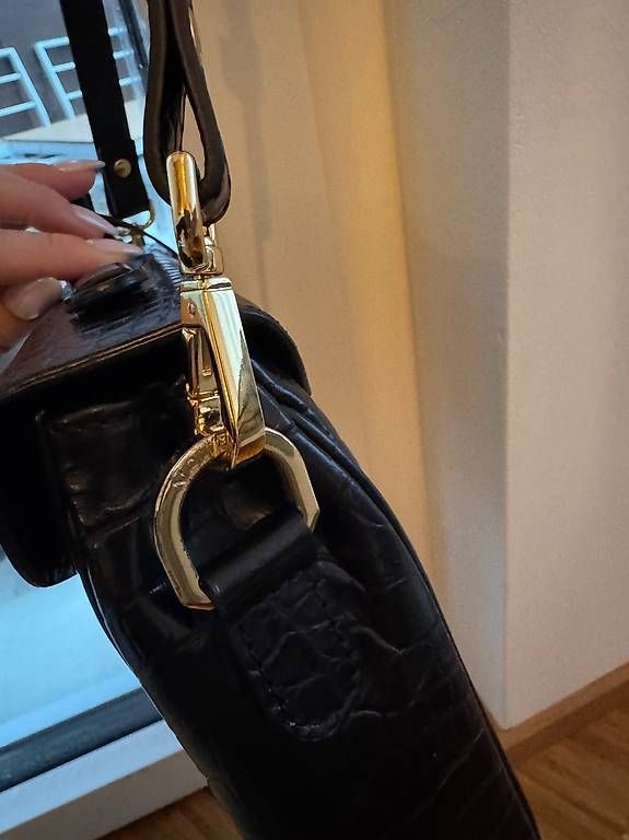 Borse da donna: Mollerus Croco Tasche schwarz Modell Marly – Usato da Zürich venduto da _nushy 3