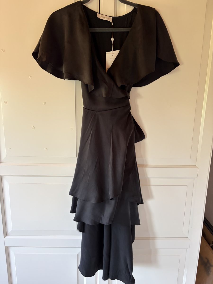 Zimmermann Kleider: Zimmermann Silk Black Wrap Dress – Neu (gemäss Beschreibung) aus St.Josefen von lop_lh8d 1