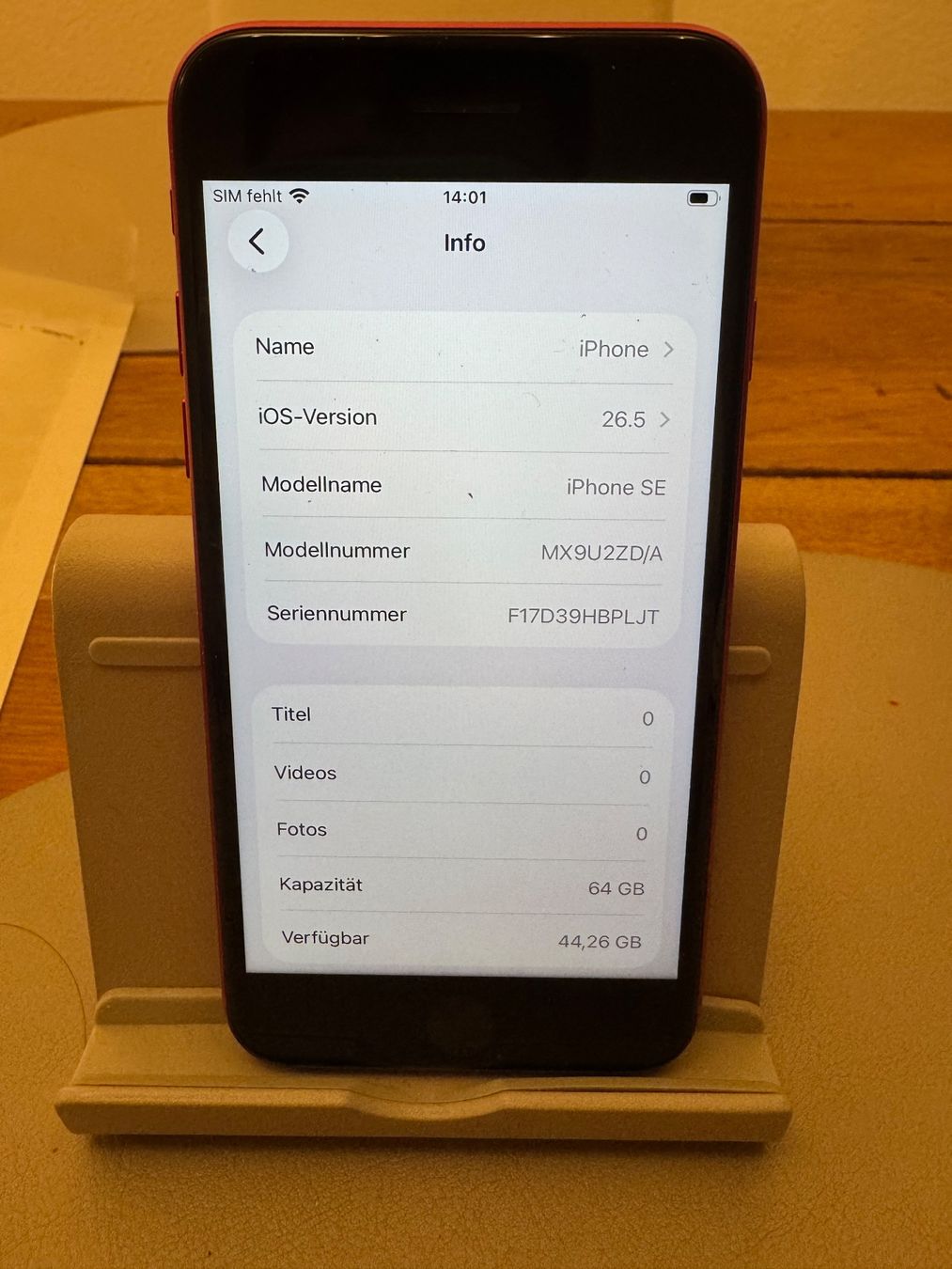 Apple Portables: iPhone SE 2020 – D'occasion à Adliswil par Busys 1
