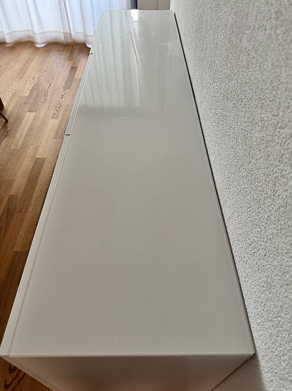 Commodes: IKEA Besta Sideboard 180x74x42 – D'occasion à Lenzburg par nfvs 2