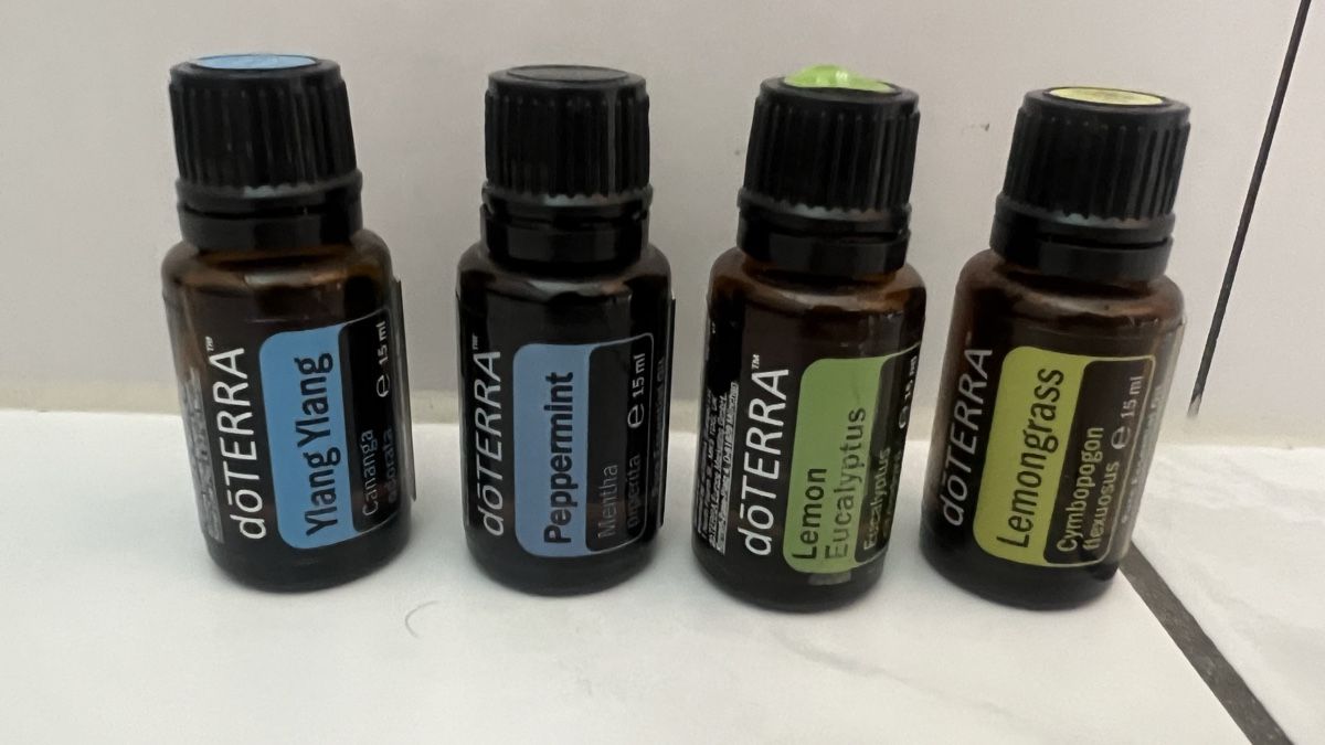 Doterra Oli essenziali: doTERRA Aetherische Oele, 4er Set - gebraucht  – Usato da Lauerz venduto da Zauberwald87