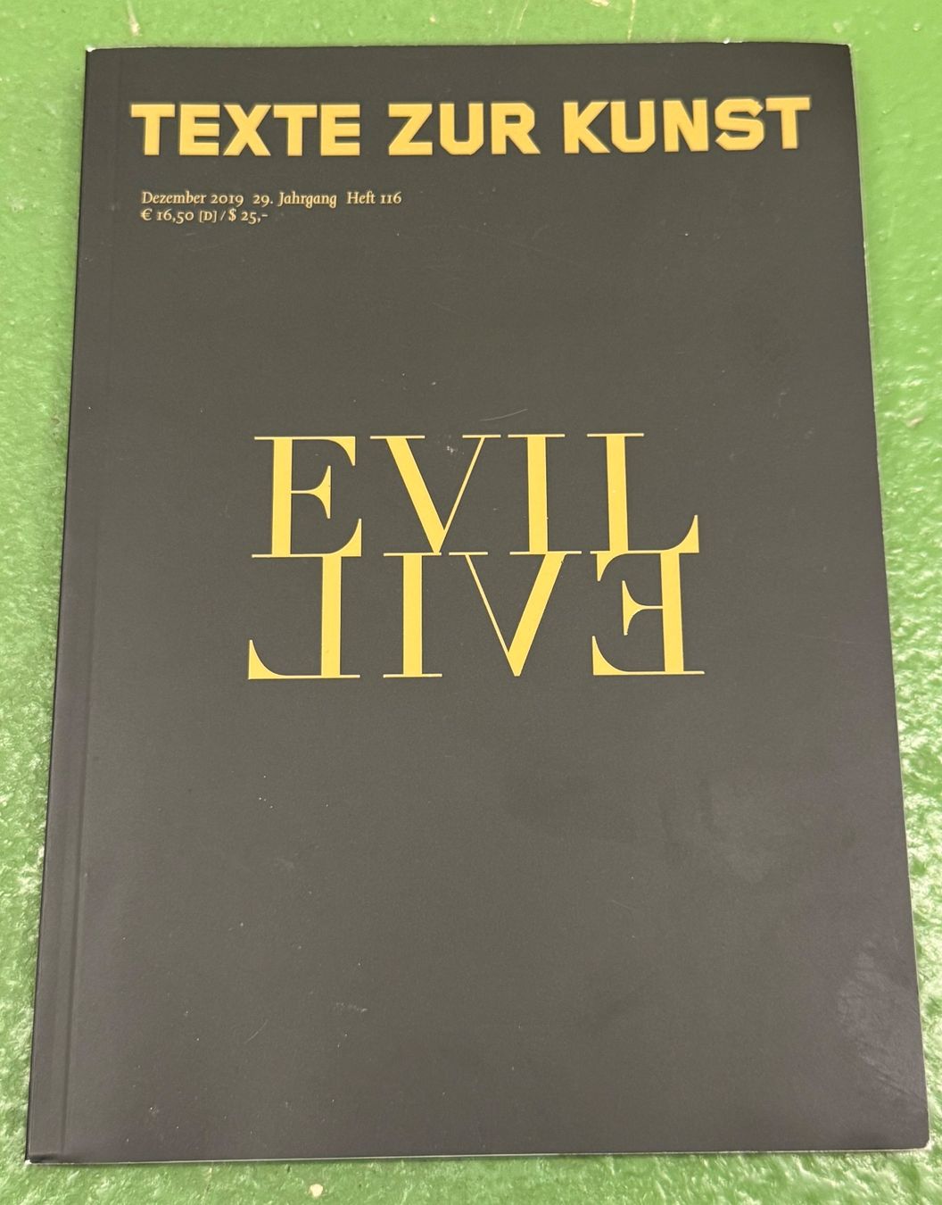 Riviste & Magazine: Texte zur Kunst 116 / Dezember 2019: Evil – Usato da Basel venduto da Ostschweiz06