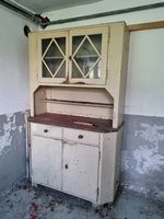 Antiker küchenschrank