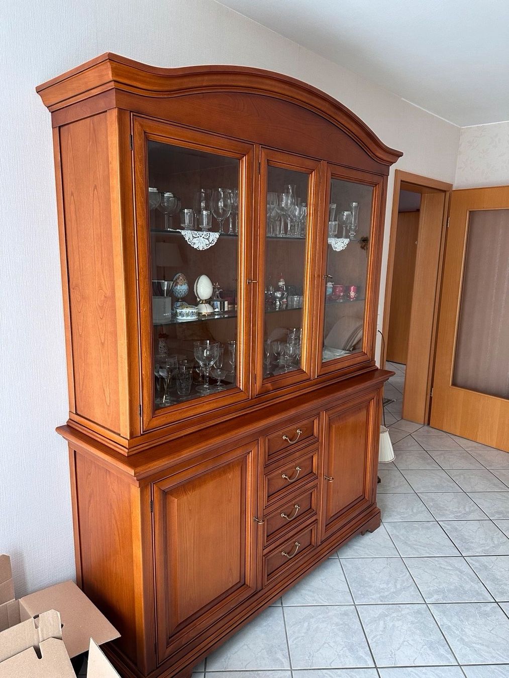 Vetrine: Vitrine Selva Biedermeier Stilmöbel Kirschbaum + VERSAND – Usato da Gemünden venduto da GEUENWALD 1