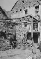 Borgnone (TI) Centovalli Casa tradizionale del villaggio G