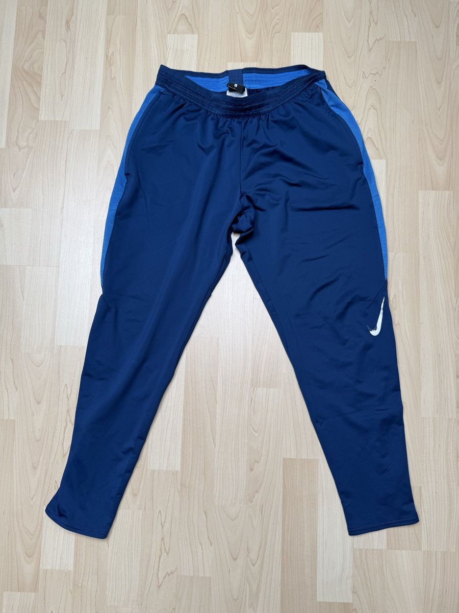 Nike Leggings: Nike Running Pants – Usato da Urdorf venduto da rob_c5wf