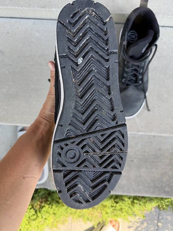 Scarpe da uomo: Winterschuhe Gr. 47 – Usato da Zug venduto da Sienna78 1