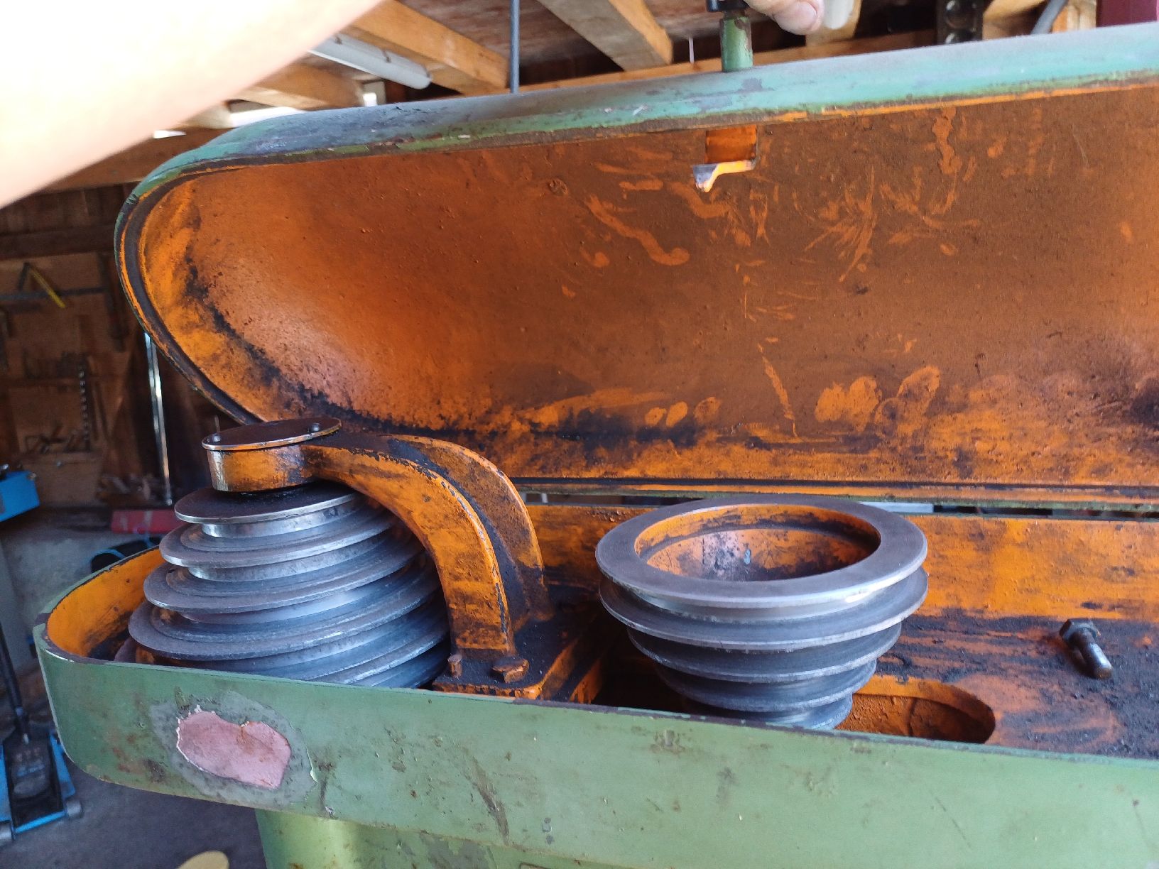 Perceuses: Ständerbohrmaschine  – Défectueux à Elgg par buehler309 1