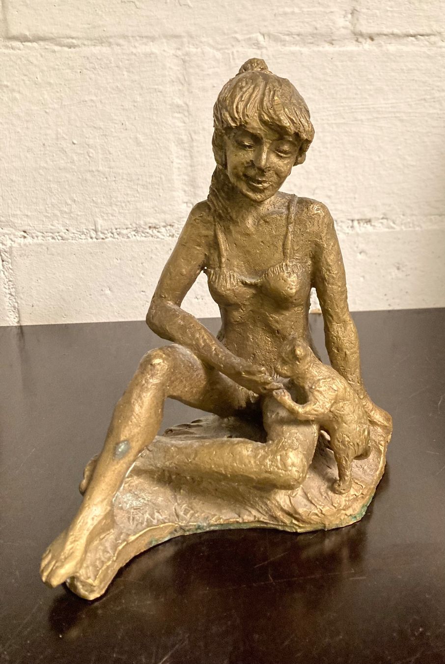 Statuette: Bronzefigur – Mädchen mit Katze – Usato da Riniken venduto da begeh-r-bar