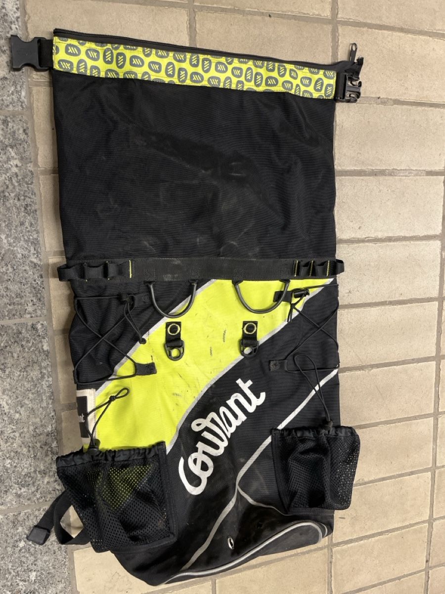 Taschen: Courant dock klettertasche – Gebraucht aus Trimstein von Easyp