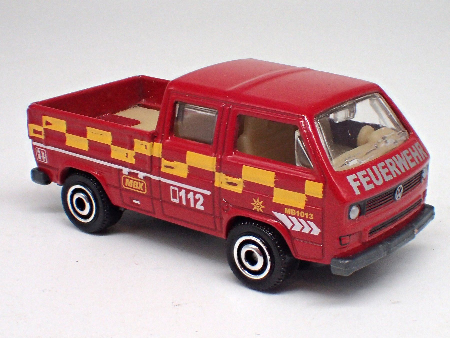 Matchbox Modellini d'auto: Matchbox 1013 - VW T3 Crew Cab Feuerwehr – Usato da Ostermundigen venduto da archeopteryx