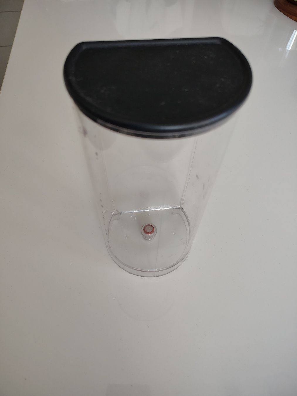 Macchine per caffè & Macchine per espresso: Réservoir à eau Nespresso Citiz – Usato da Bussy FR venduto da rom_m9y5