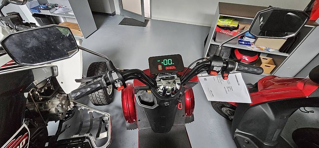 Scooter: Vespino Z4 – Usato da Rivera venduto da Lazzarro 2