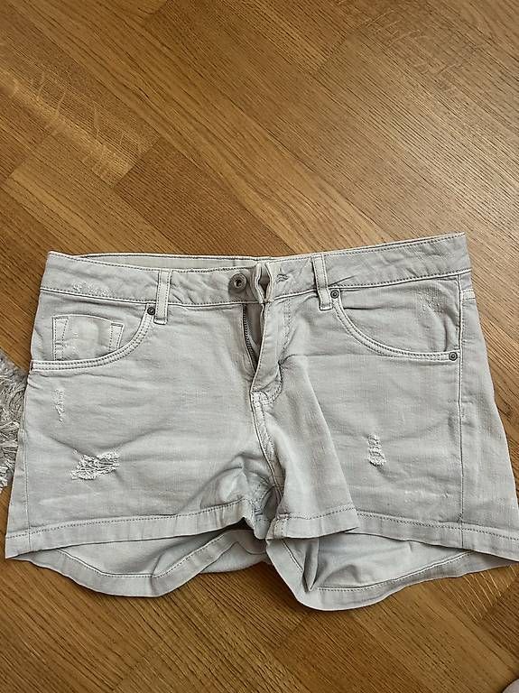Hosen: Shorts – Gebraucht aus Schüpfheim von car_7slp