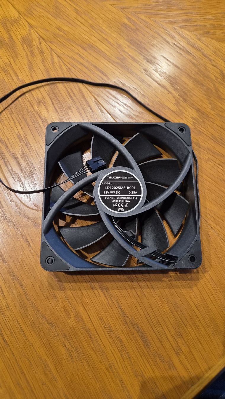 Ventilatoren: Fan, 12V PWM – Gebraucht aus Bern von Salva23 2