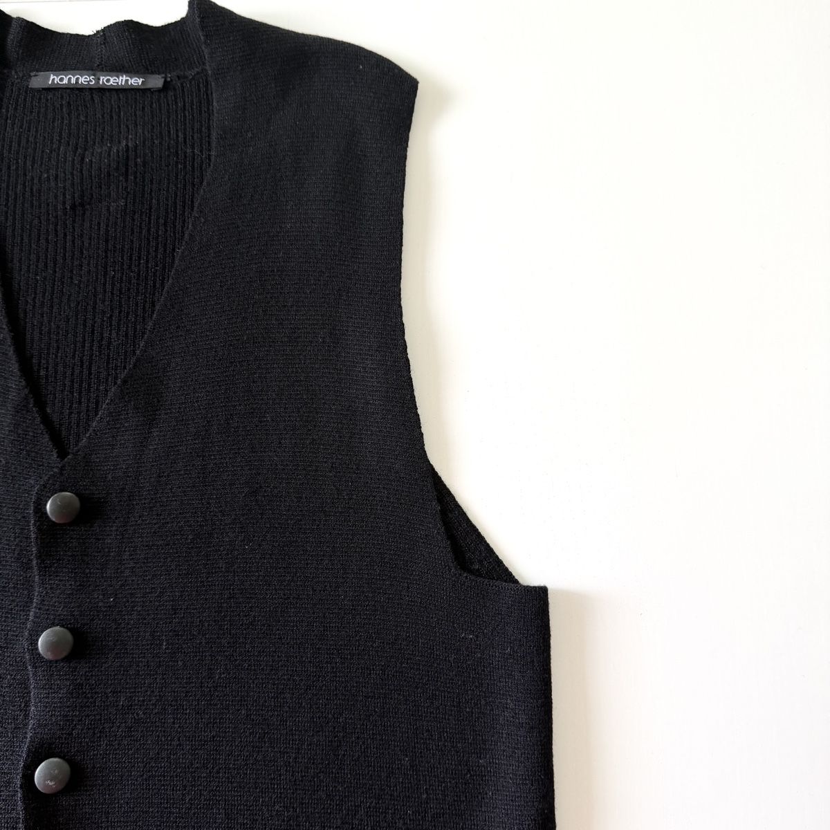 Hannes Roether Gilets: HANNES ROETHER Wool Vest – Neuf (Voir description) à Emmen par Nightingale_2022 2