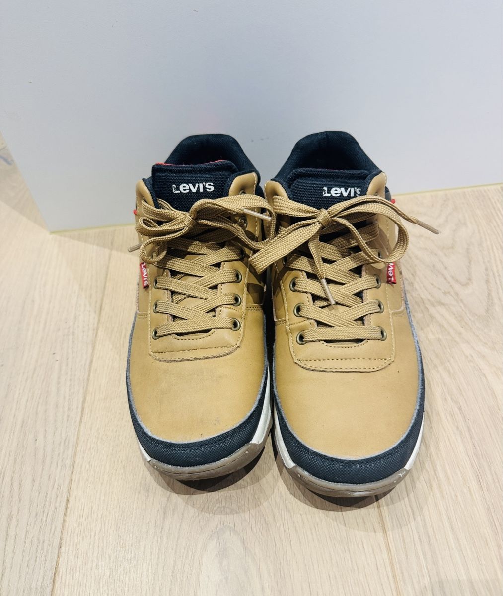 Levi's Chaussures hommes: Levi’s Schuhe Gr.39 – D'occasion à Münchwilen TG par vilu7