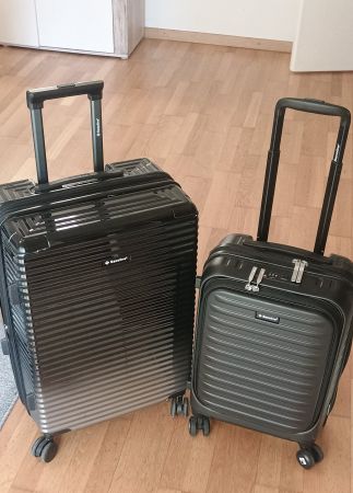 2 mal Saxoline Reisetaschen