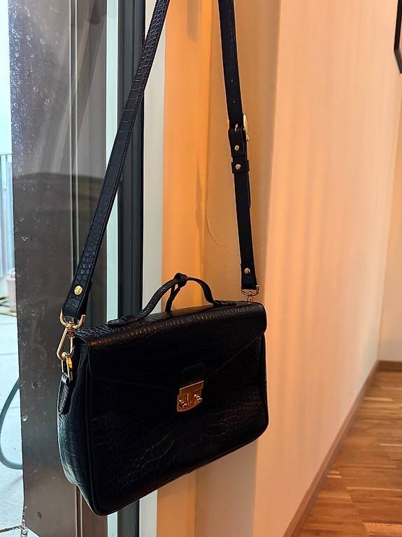 Borse da donna: Mollerus Croco Tasche schwarz Modell Marly – Usato da Zürich venduto da _nushy