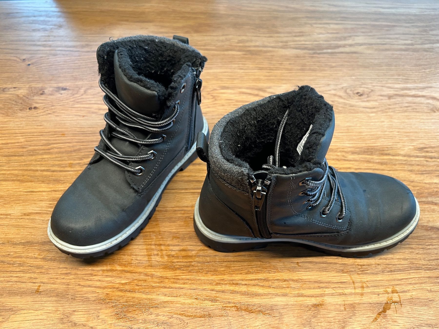 Scarpe per ragazzi: Winterschuh Grösse 32 – Usato da Brünisried venduto da Seisler88 2