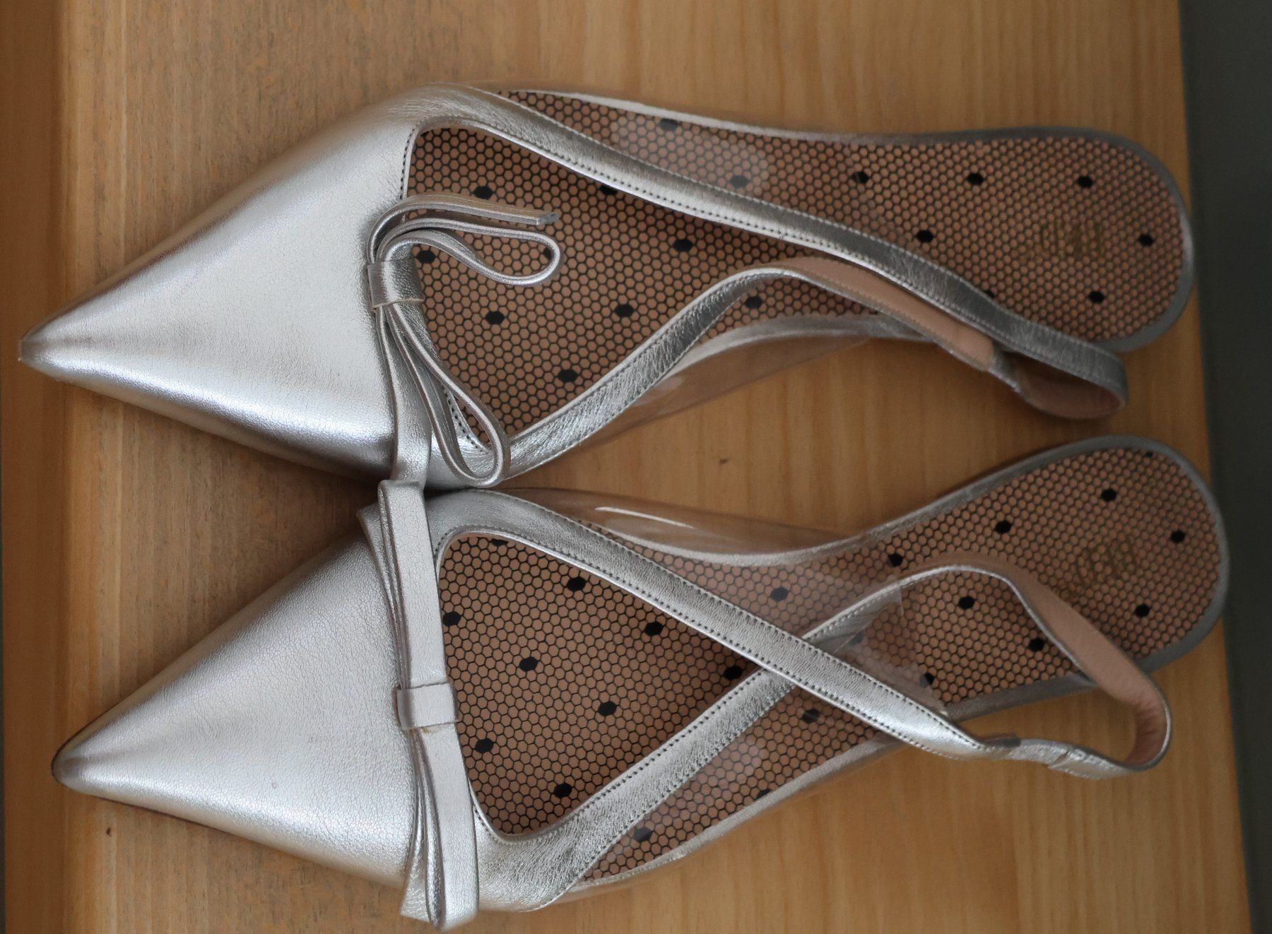 Damenschuhe: RED VALENTNINO SCHUHE 40.5 – Defekt aus Balzers von MinimenschMia 6