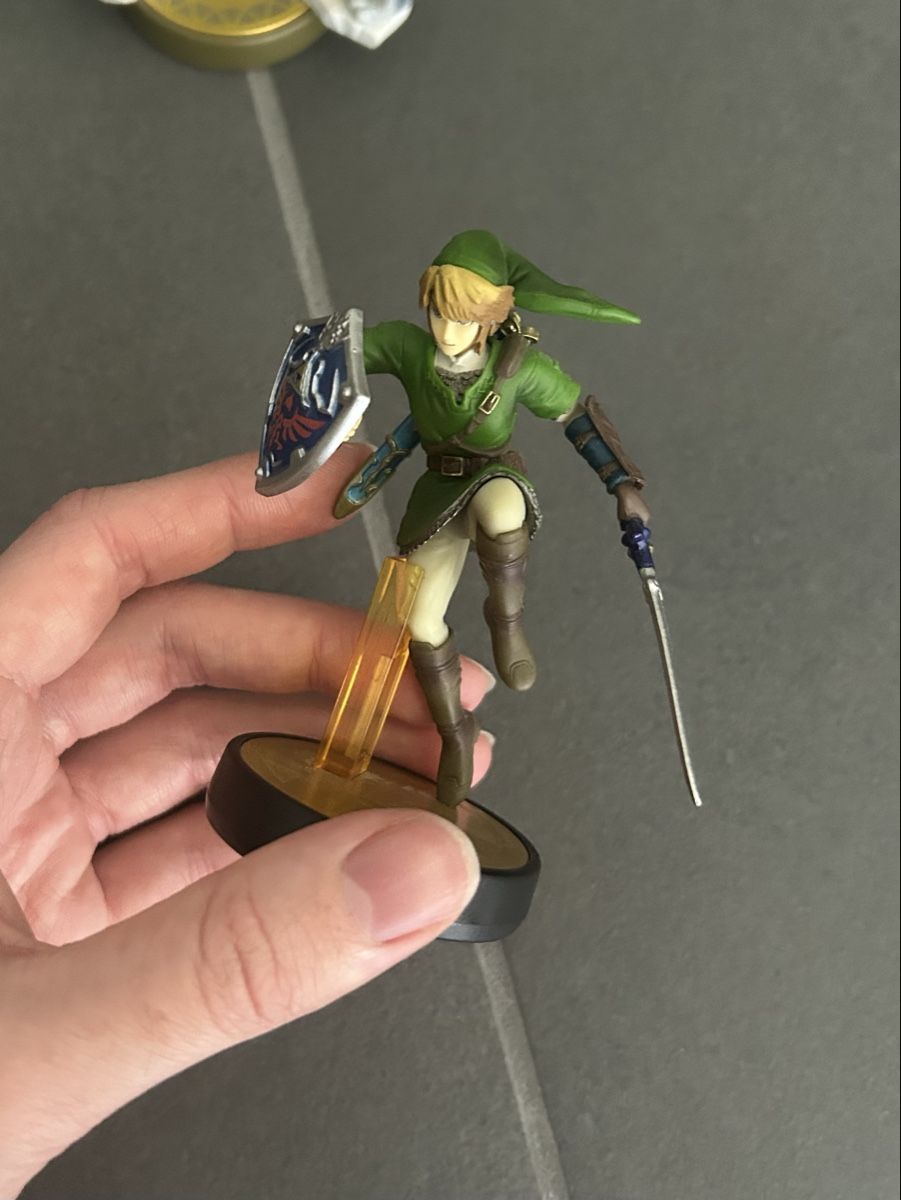 Nintendo Statuette: Legend of Zelda Amiibos – Usato da Unterkulm venduto da soldbyvin 2