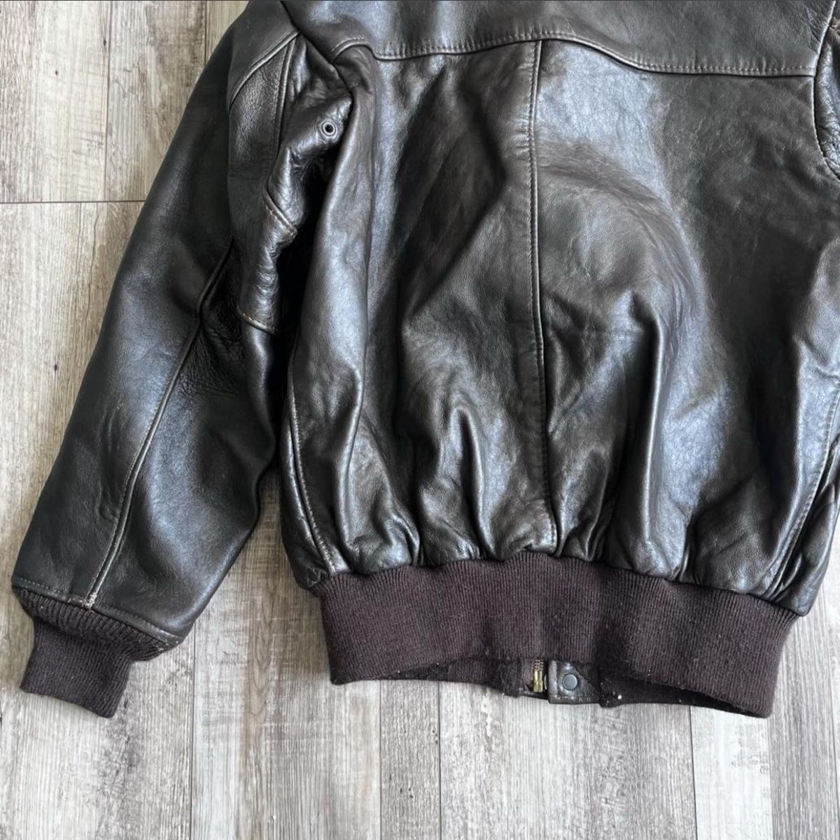 Jacken: Vintage Bomber Lederjacke – Gebraucht aus Zürich von anrich99 5