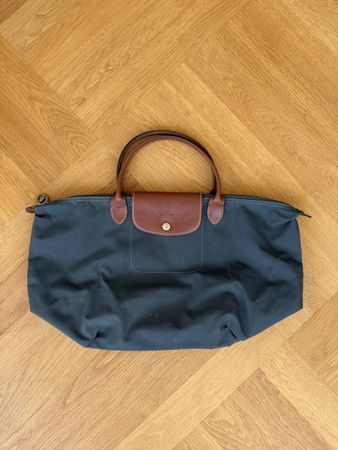 Longchamp Le Pliage M limited edition dark grey