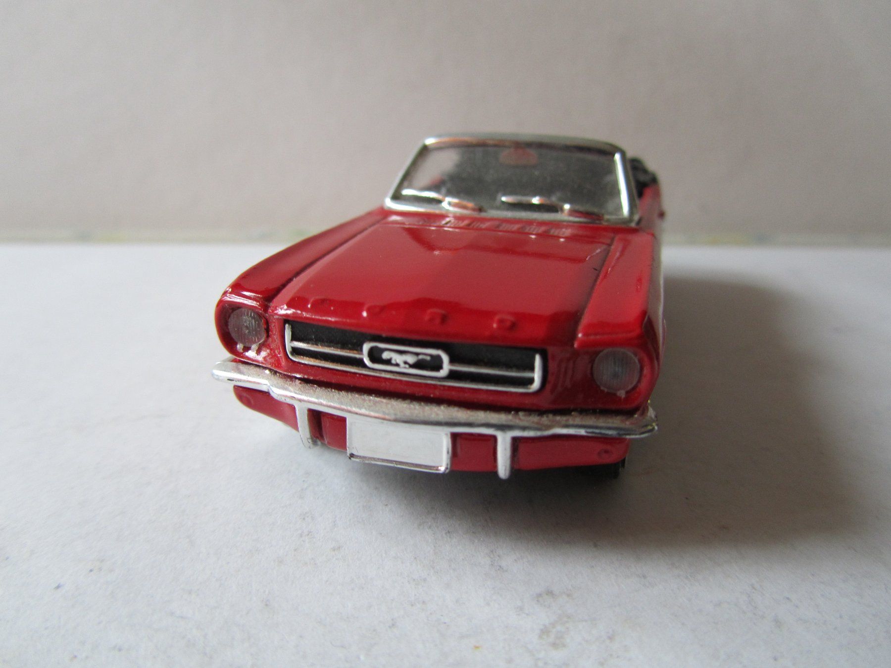 Solido Modellini d'auto: Ford Mustang von Solido – Usato da Weiningen ZH venduto da dietsch57 1