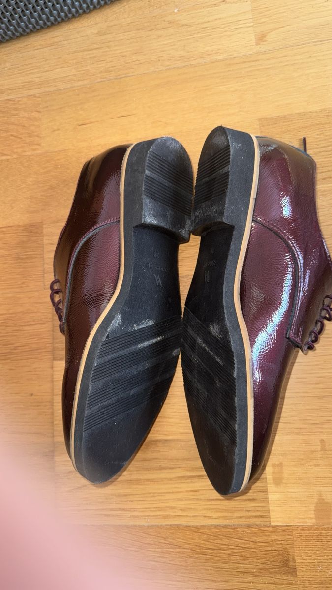 Scarpe da donna: Varese Lackschuhe, 38, Bordeau – Usato da Gümligen venduto da morticiaaddams 2
