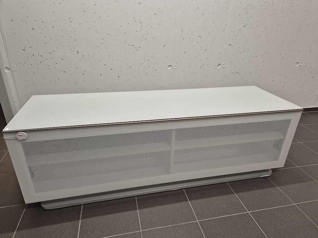 Mobili TV: Meuble TV 160x50x50 – Usato da Gampelen venduto da Xouxou1704