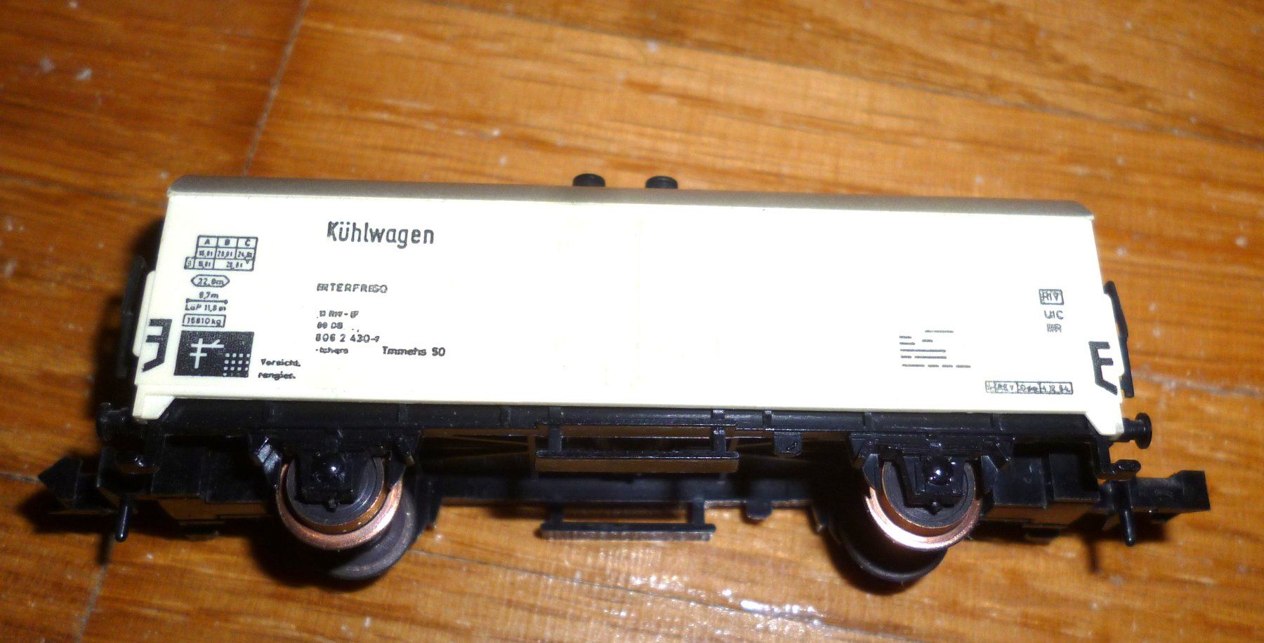Modellini di ferrovie: Kühlwagen Interfrigo – Usato da Langenthal venduto da Tbraunbaer