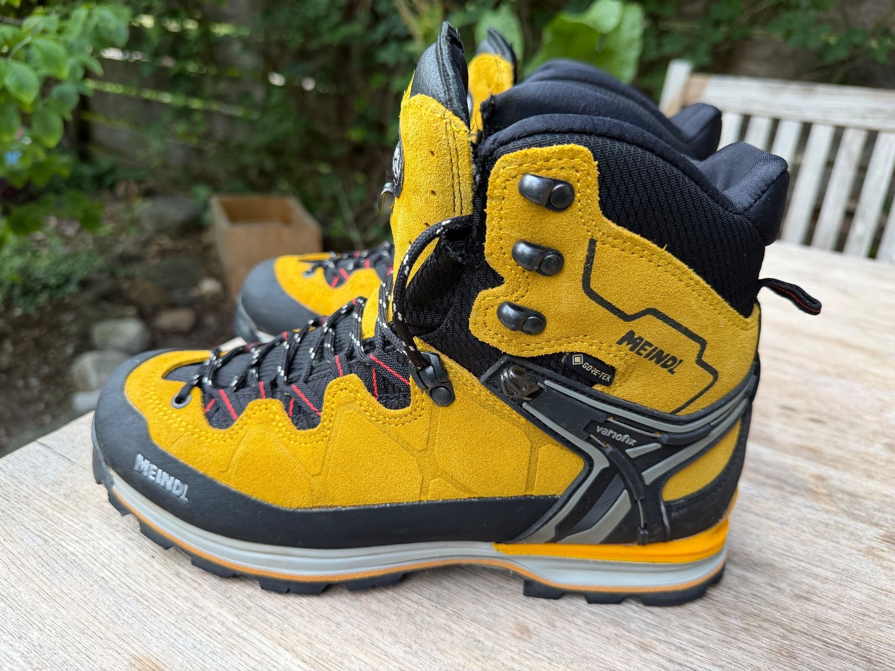 Meindl Chaussures hommes: Wanderschuh / Trekkingschuh MEINDL   Litepeak Pro GTX – D'occasion à Winterthur par Maag0