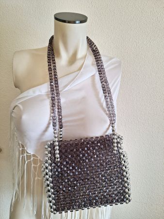 Tasche aus Perlen
