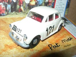 Morris Minor Pat Moss N°121 * Corgi 1:43