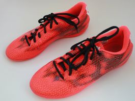 Chaussures de football Adidas t. 38