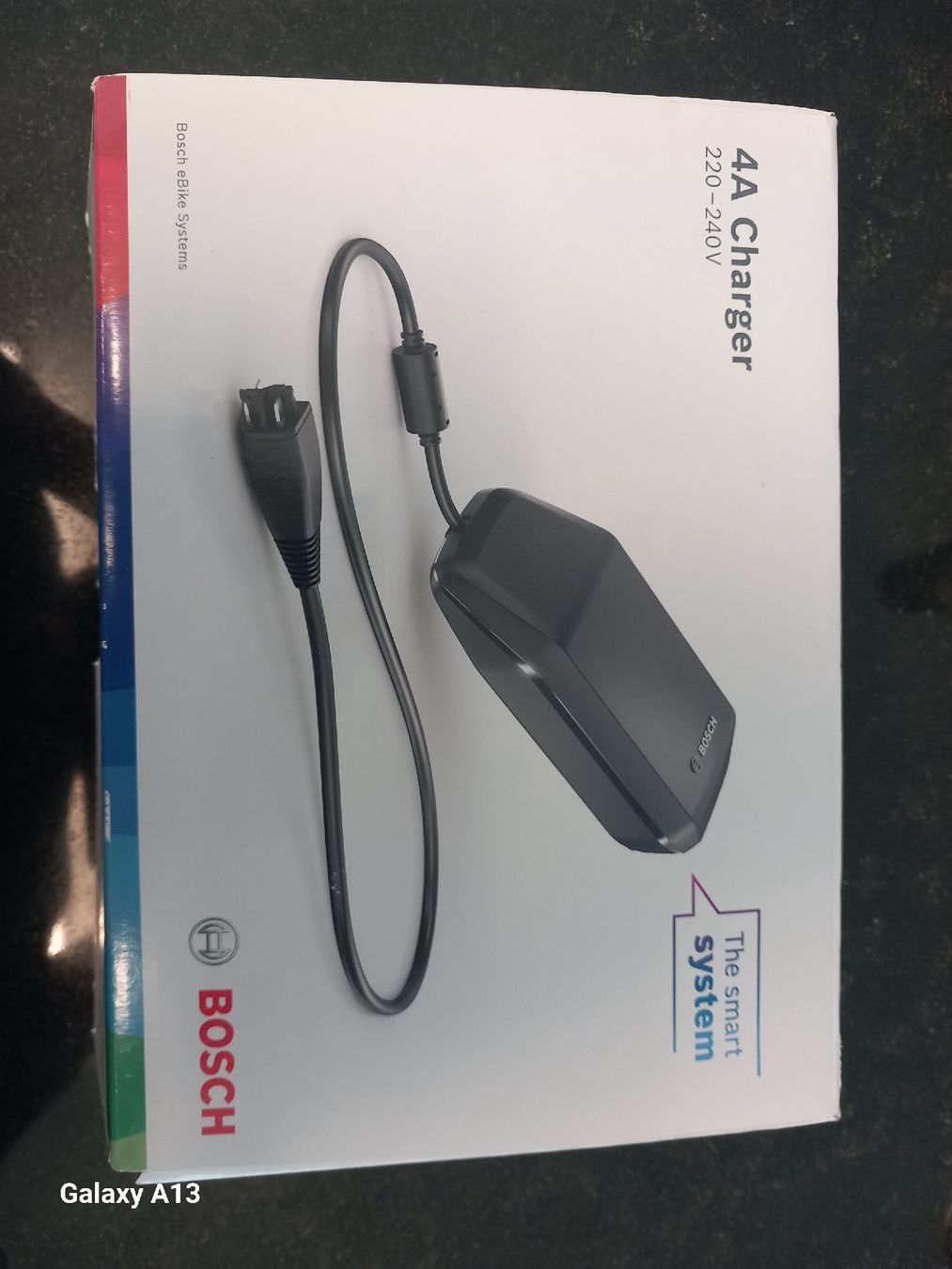 Bosch Caricabatterie: 4A Charger von Bosch – Nuovo (secondo la descrizione) da Chur venduto da sandra.zentner