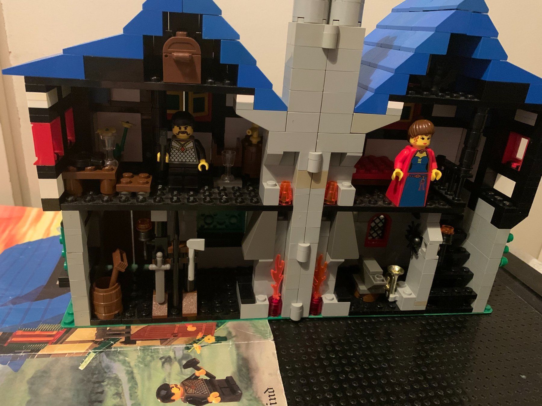 Lego Kit di costruzioni: LEGO Ritter 3739 Blacksmith Shop – Usato da Basel venduto da Don-Angel 4