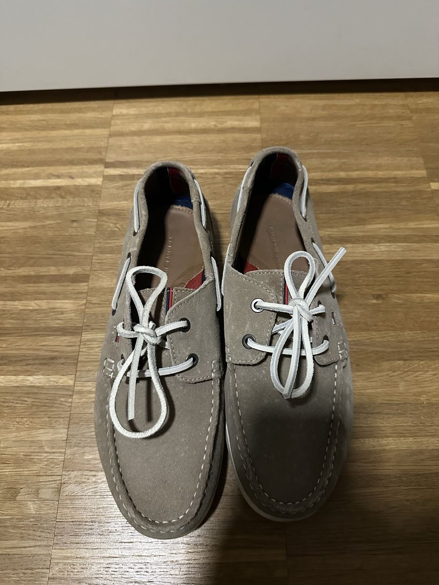 Tommy Hilfiger Herrenschuhe: Tommy Hilfiger Bootsschuhe Gr. 40 Top Zustand – Gebraucht aus Basel von Zekoo. 1