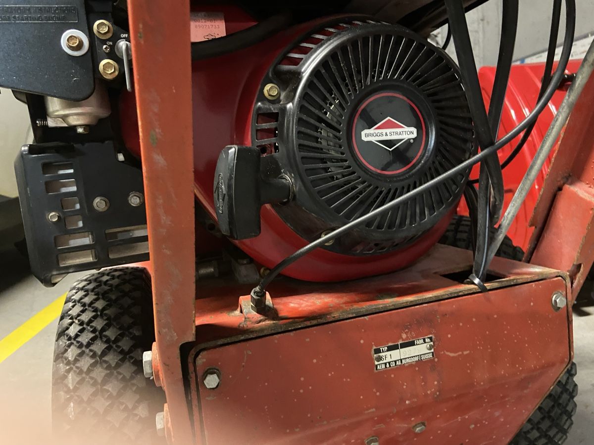 Aebi Tutte le macchine: Aebi Sf1 Schneefräse – Usato da Seewis-Pardisla venduto da skoda8 4