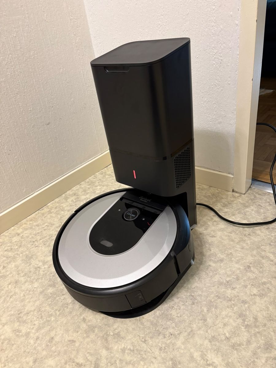 Irobot Staubsauger & Zubehör: Saugroboter iRobot Roomba i7+  – Neu (gemäss Beschreibung) aus Basel von caj_l6qk
