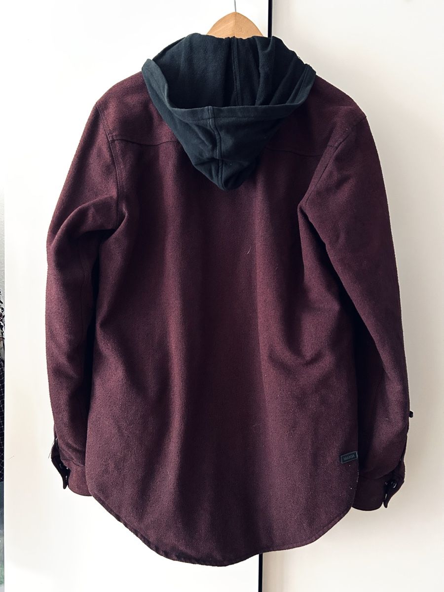 Giacche: Veste homme à capuche, bordeaux, S – Usato da Genève venduto da NipponiaNippon 1