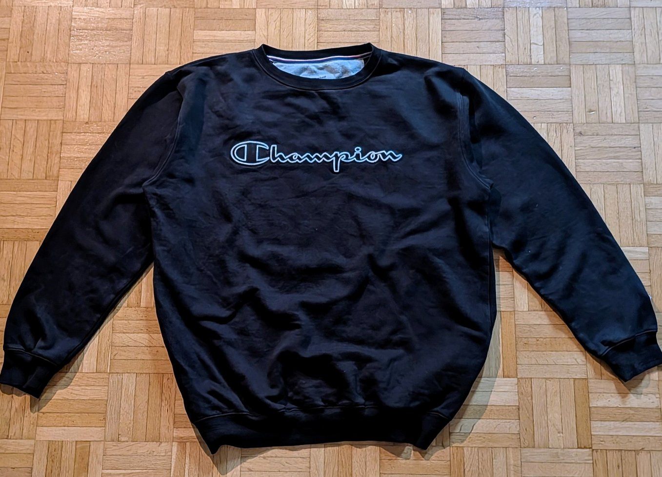 Champion Maglioni & Felpe: Champion - Pullover, Hoodie, Vintage, Schwarz – Usato da Bern venduto da Oli_4er