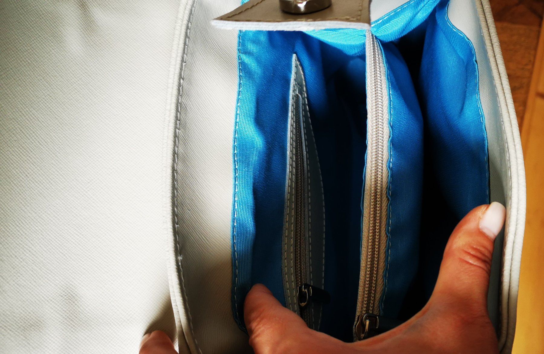 Borse da donna: Tasche Unikat mit Malerei – Usato da Bern venduto da lore_frand 9