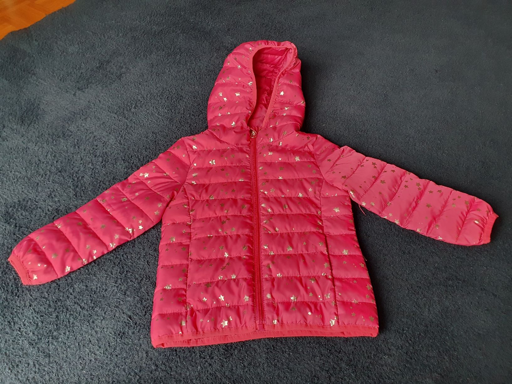 Giacche & Cappotti: leichte Kinder Steppjacke, Grösse 98, pink mit Sternen – Usato da Zürich venduto da cha_bfl5