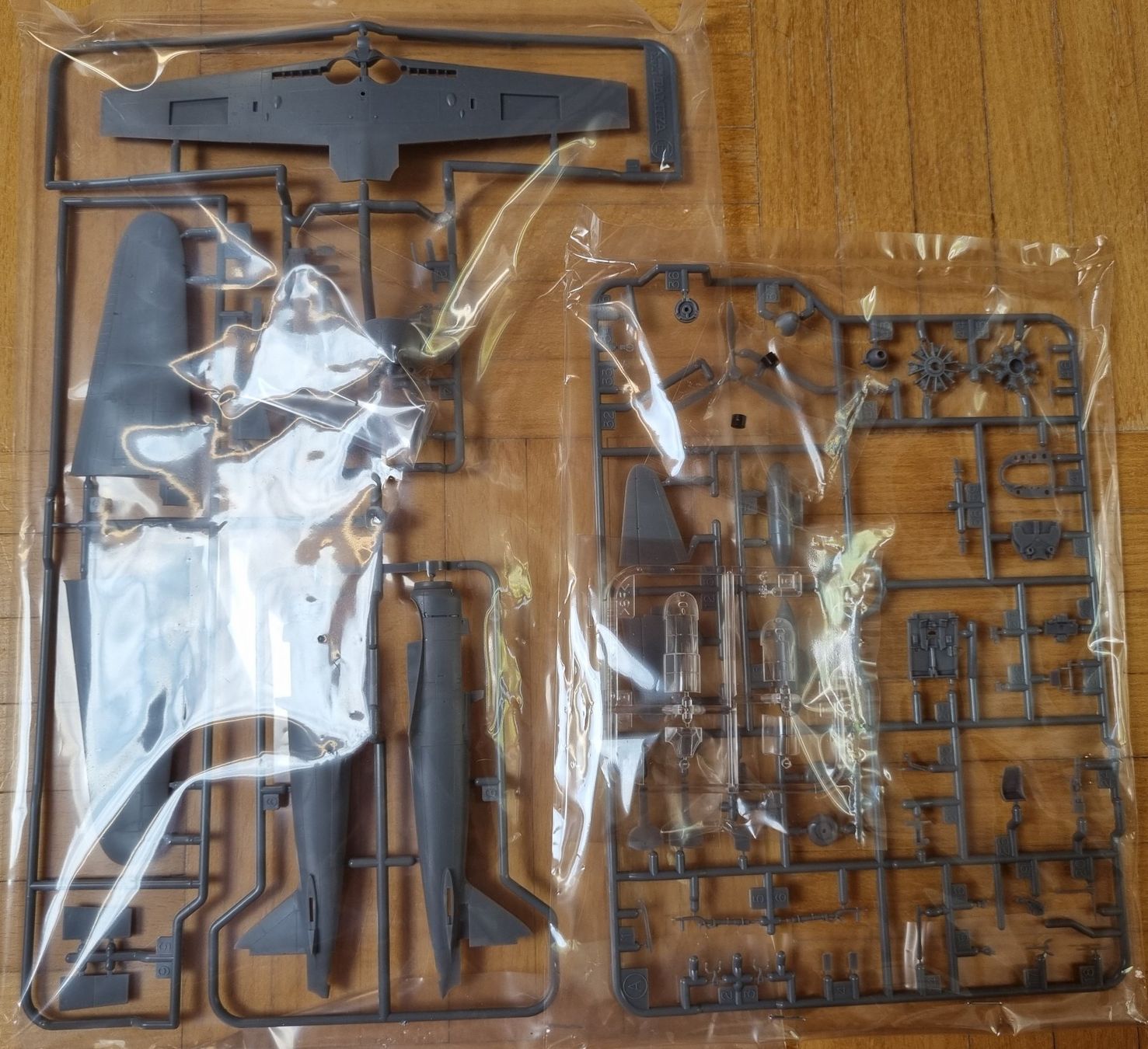 Tamiya Kit di modellismo & Modellini statici: Tamiya : Mitsubishi A6M5 Zero Fighter – Nuovo e nell'imballaggio originale da Froideville venduto da xXSebastienXx 2