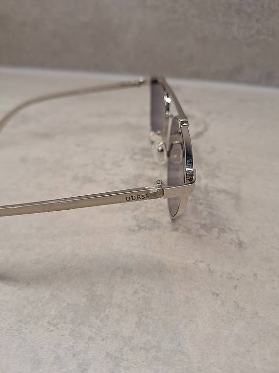 Occhiali & Lenti: Guess Sonnebrille  – Usato da Winterthur venduto da fam_hx 1