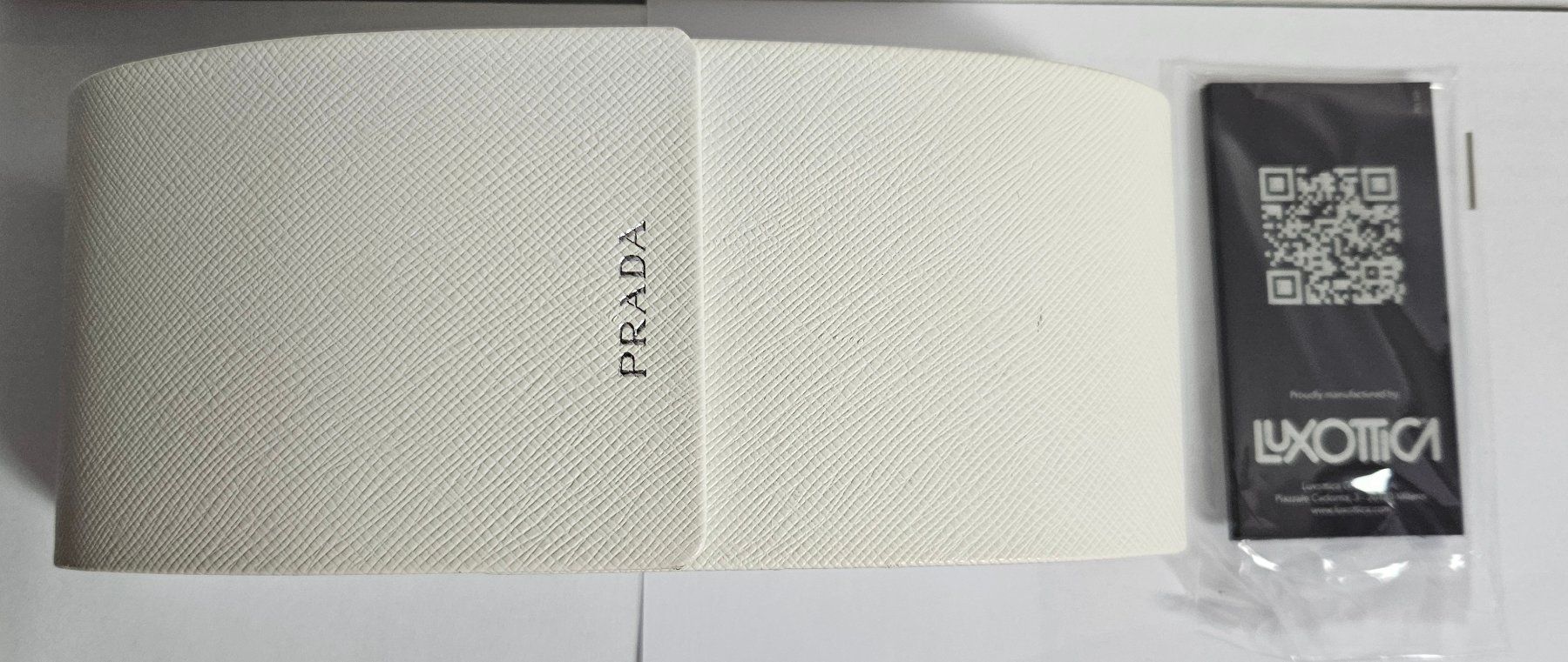 Prada Occhiali & Lenti: Lunettes de soleil Prada Catwalk SPR 22V – Usato da Biel/Bienne venduto da ypsillon 7