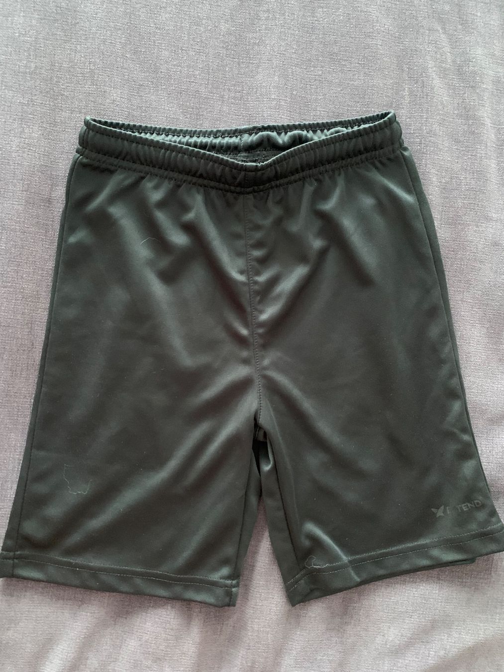 Pantalons: Fussball Shorts Gr. 116 – D'occasion à Bülach par engeli92